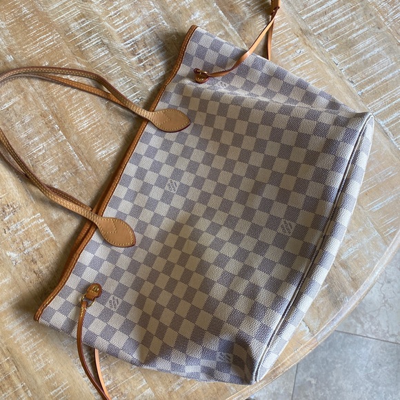 Louis Vuitton never full bag - Picture 7 of 8